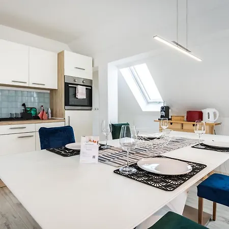 Bright - Augsburg's Biggest - 4br - Parking - Kitchen Διαμέρισμα Aψβούργη