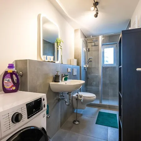 Διαμέρισμα Bright - Augsburg's Biggest - 4br - Parking - Kitchen *